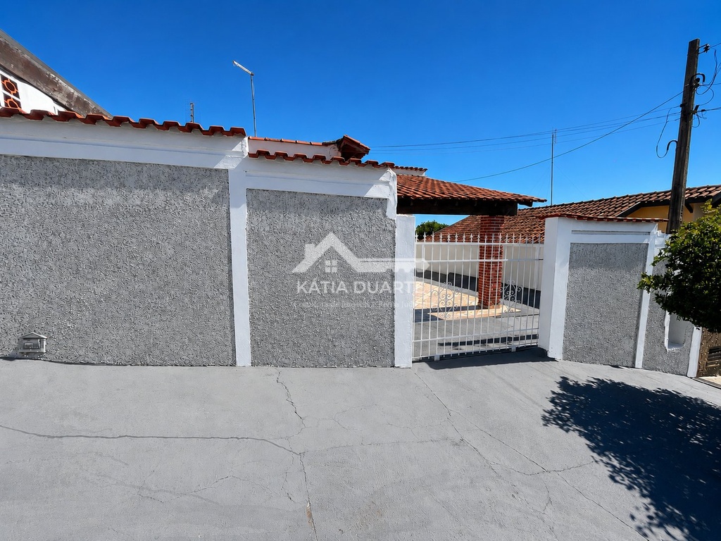 residential-/-home-3-quartos-conjunto-habitacional-carlos-cassucci-sao-jose-do-rio-pardo-sp